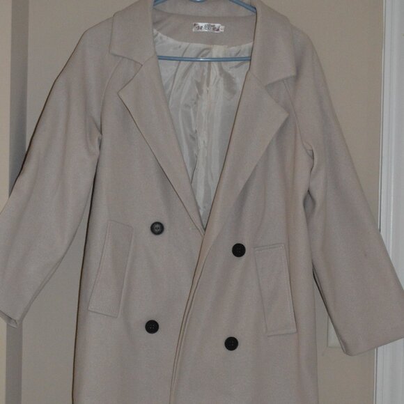 *** LONG COAT NEW LARGE **** - Picture 1 of 3